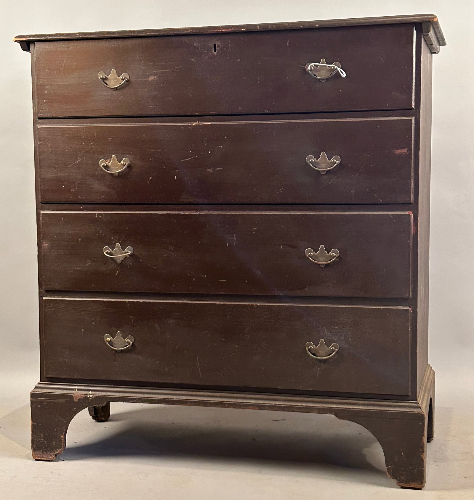 Lift Top Blanket Chest: Lift top blanket chest
