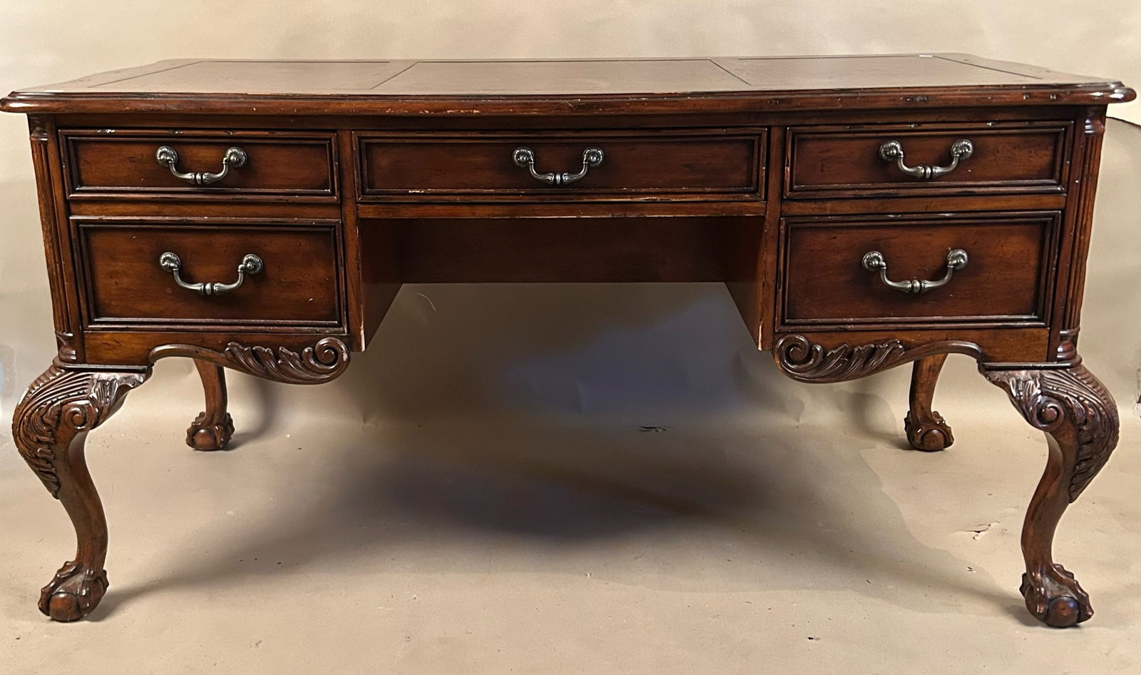 Sligh Furniture Co Chippendale Style Desk (1 of 7)