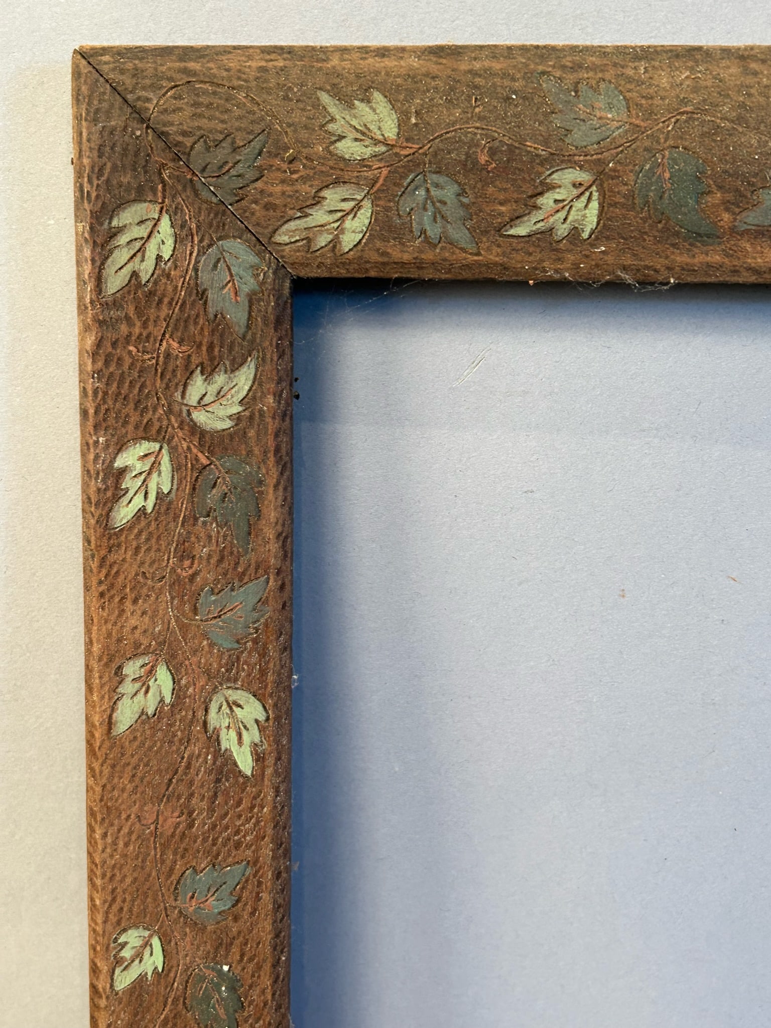 Antique Frame w Carved and Painted Leaf Design: Antique frame with carved and painted leaf vine design. 20 1/2 x 14 3/4 Sight 16 3/4 x 11 1/4.