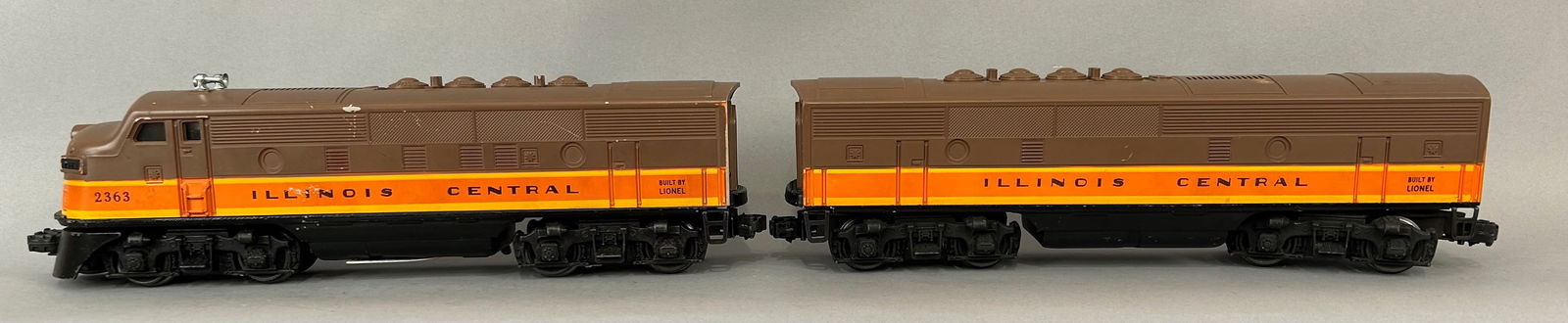 Lionel 2363 Illinois Central Diesel Freight Set O Gauge (1 of 7)