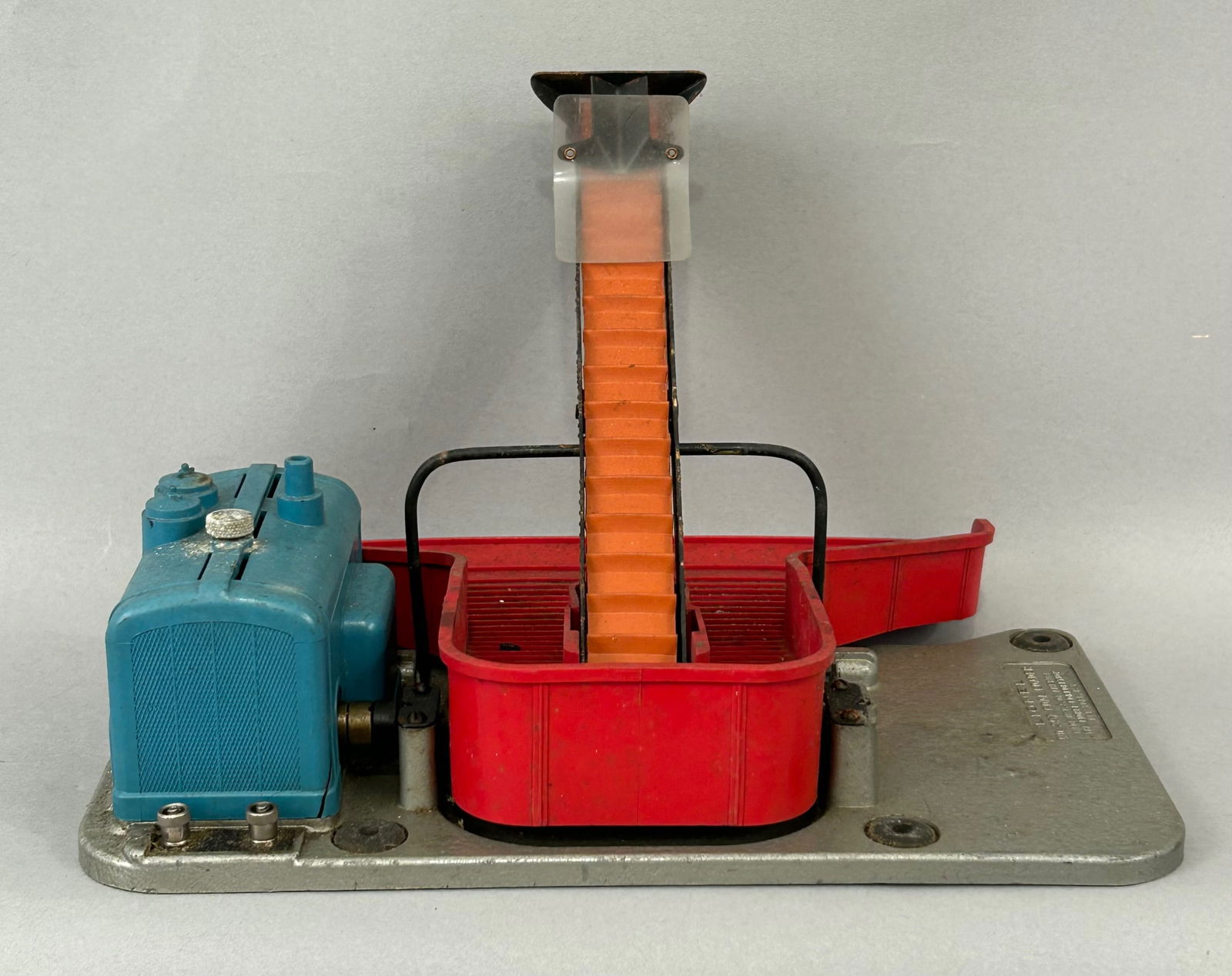 Lionel 397 Remote Control Coal Loader O Gauge (1 of 8)