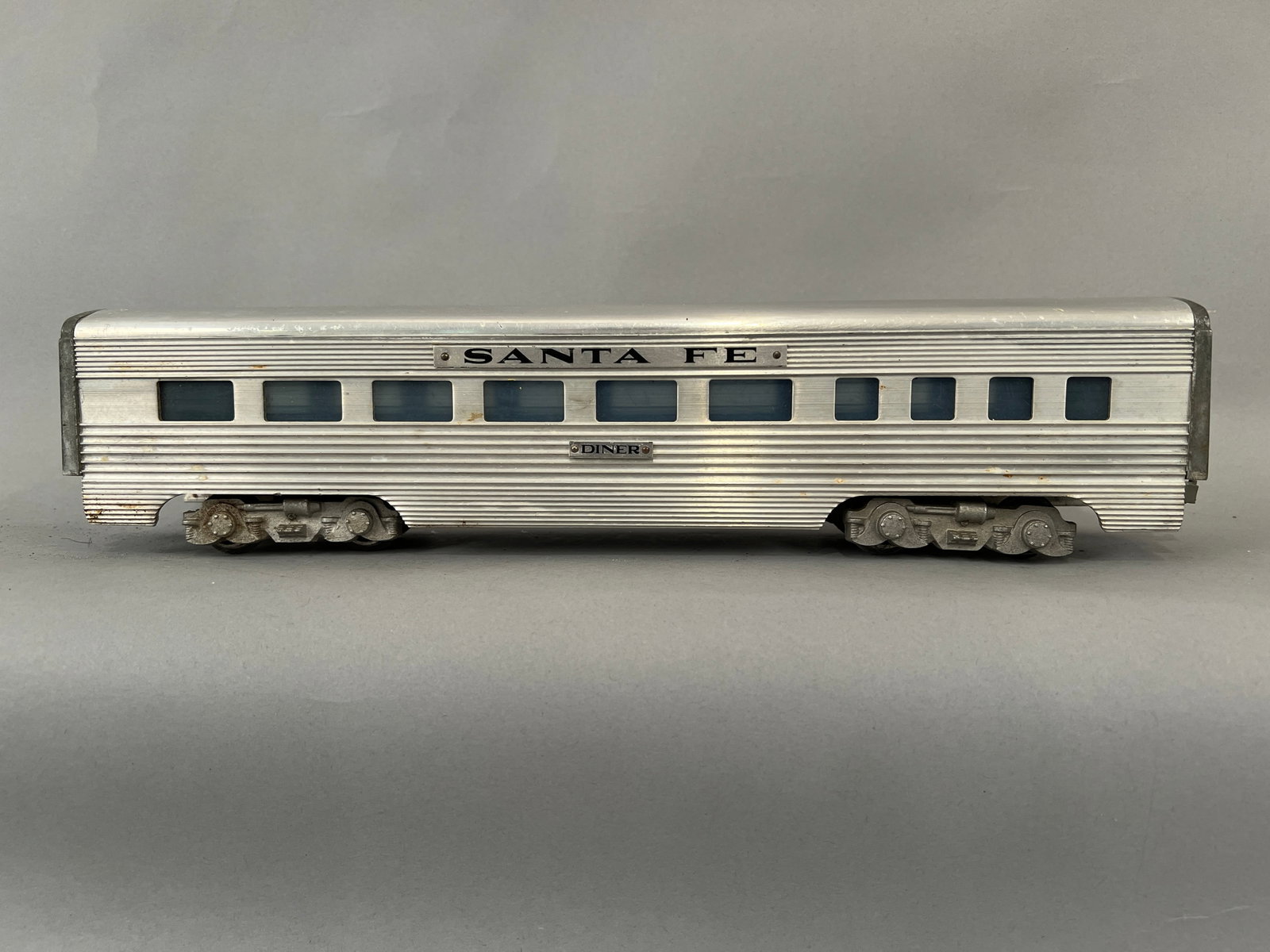 American Model Toys Inc Santa Fe Diner Car O Gauge: American Model Toys Inc Santa Fe Diner Car. O Gauge