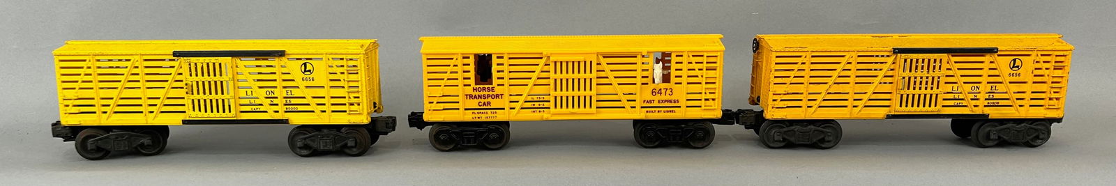 Three Lionel train cars O Gauge (1 of 7)