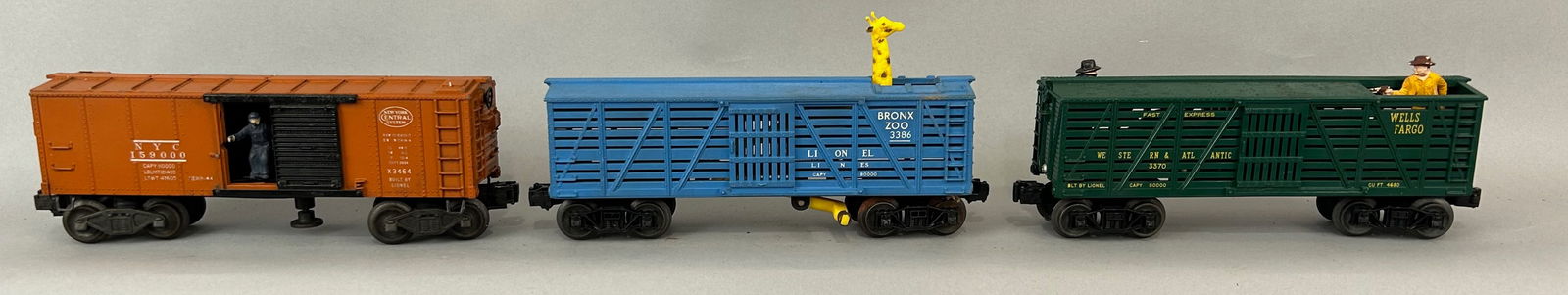 Three Lionel train cars (1 of 7)