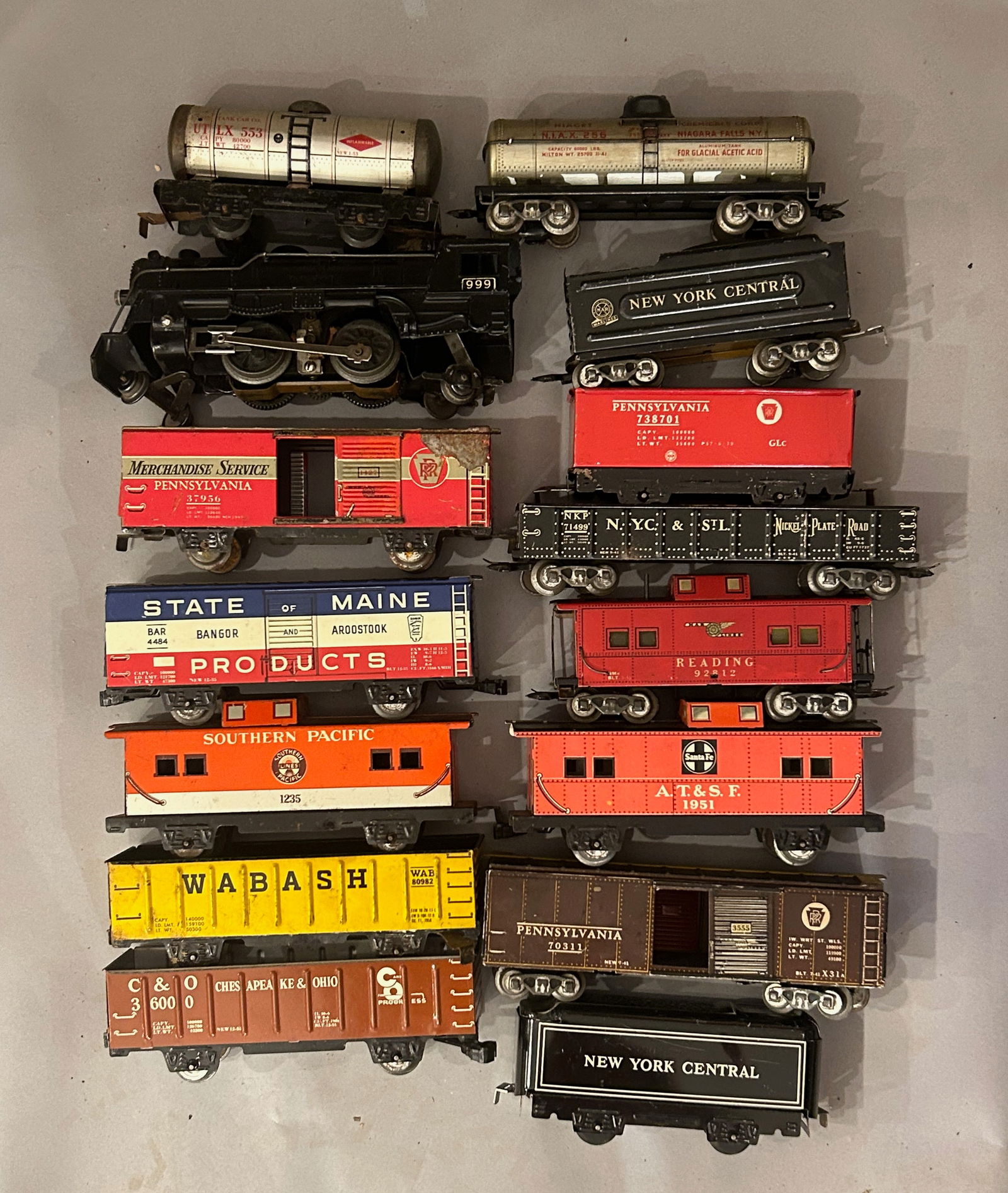 15 Marx Train Cars (1 of 4)