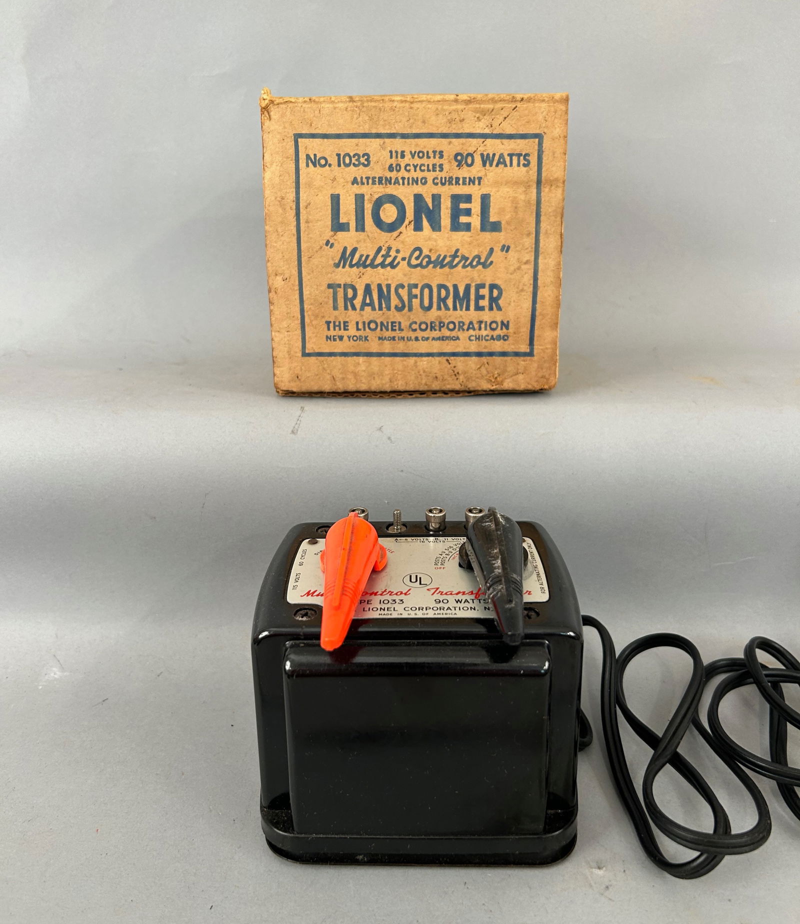 Lionel Multi Control Transformer No 1033 with box (1 of 5)