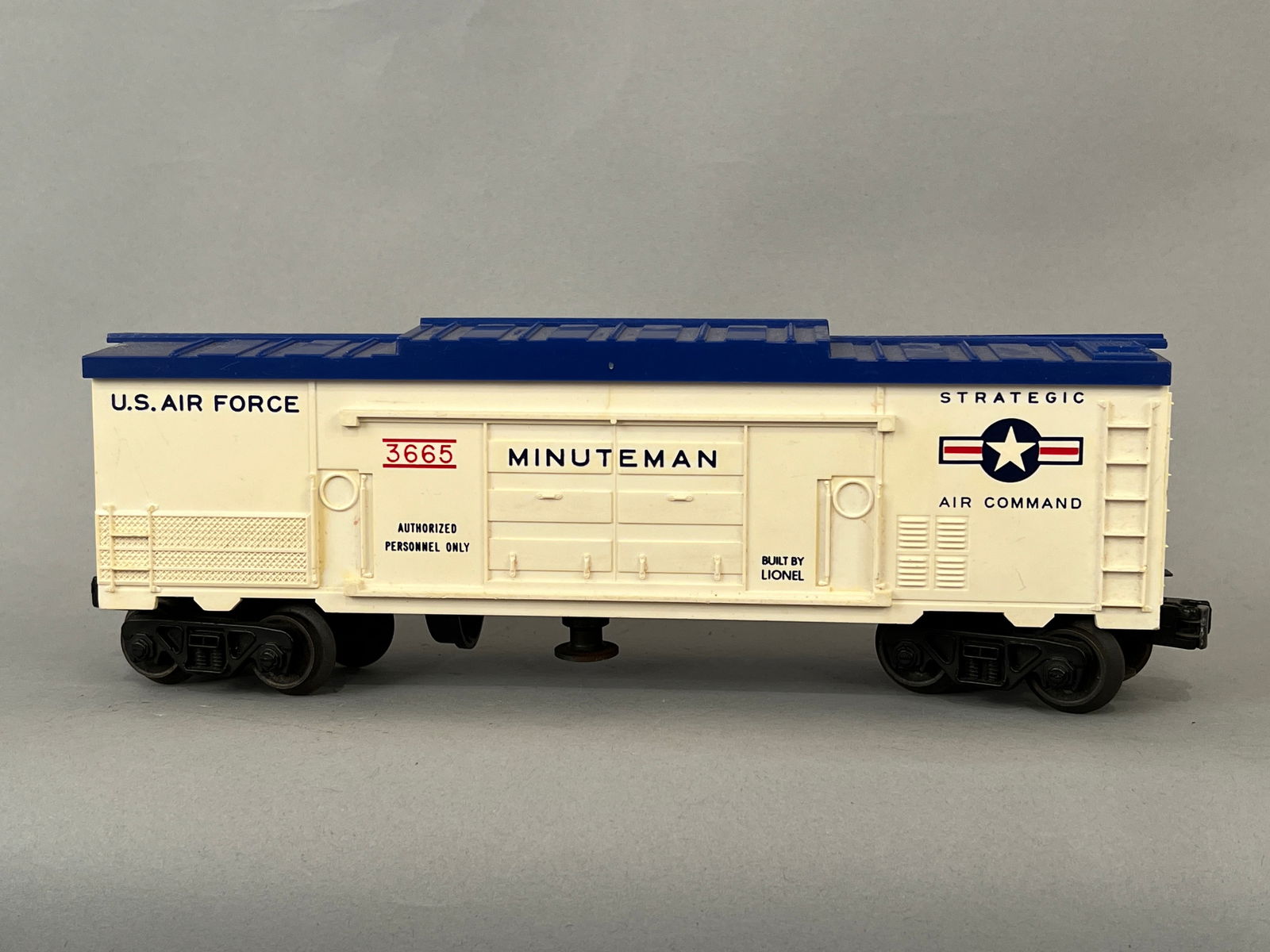Lionel 3665 Minuteman Box Car with Retracting missile (1 of 7)
