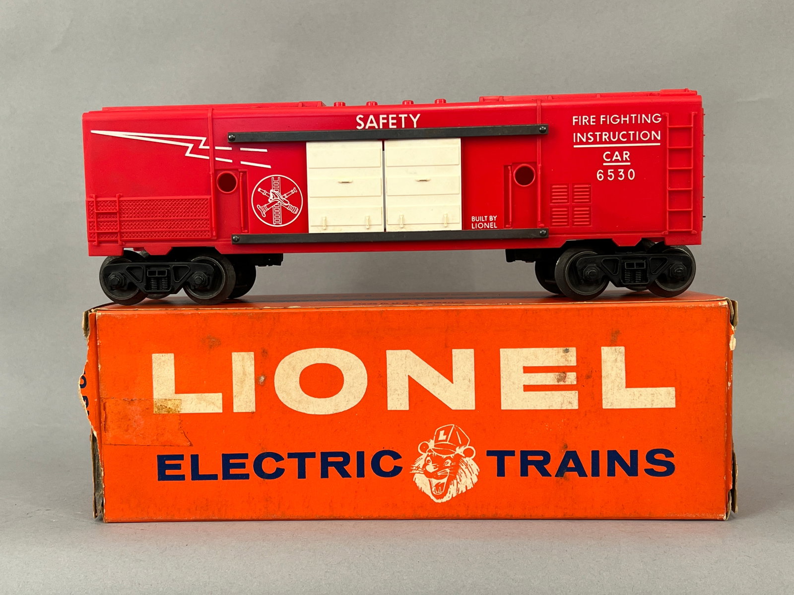 Lionel Fire and Safety Training Car 6530 in Box O Gauge: Lionel Fire and Safety Training Car 6530 in Box O Gauge