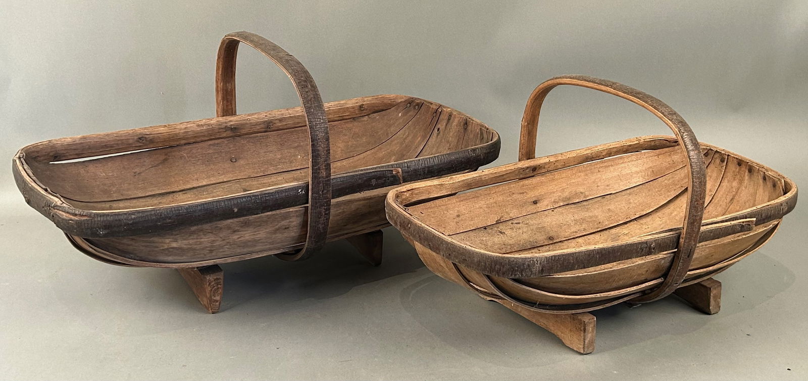 Two Large Antique Footed Gathering Baskets (1 of 7)
