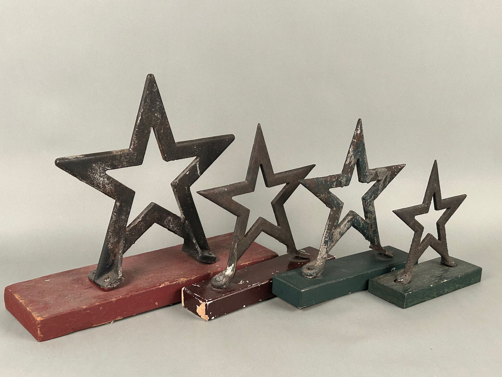 4 Antique Architectural Stars on Wooden Stands (1 of 7)