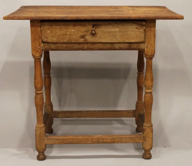 Rare Diminutive William & Mary Tavern Table (1 of 10)