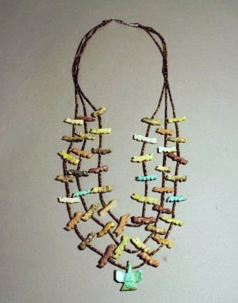 Fetish Necklace Turquoise & Mixed Stones (1 of 4)