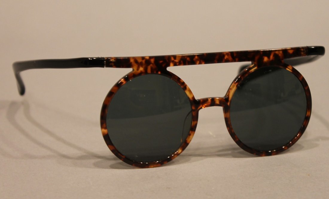 Vintage Shanghai Tang Sunglasses Tortoise Shell Frames (1 of 5)