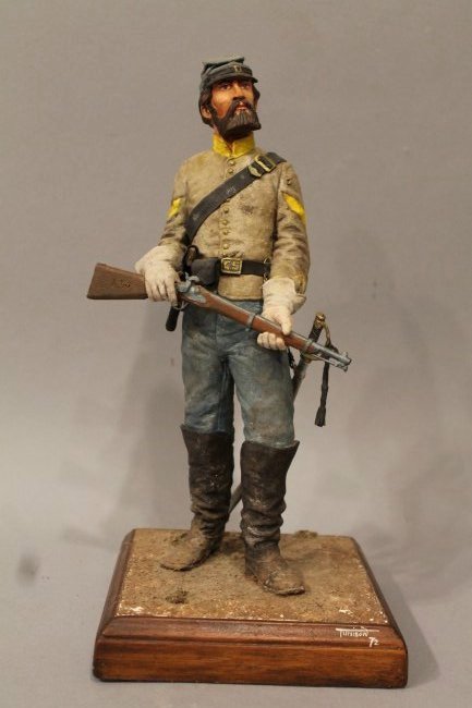 Confederate Soldier Sculpture by Ron Tunison 1972: Confederate soldier sculpture by Ron Tunison, 1972. Wonderful realistic piece with everything highly detailed including facial features, uniform, weapons etc. It measures 13" tall.