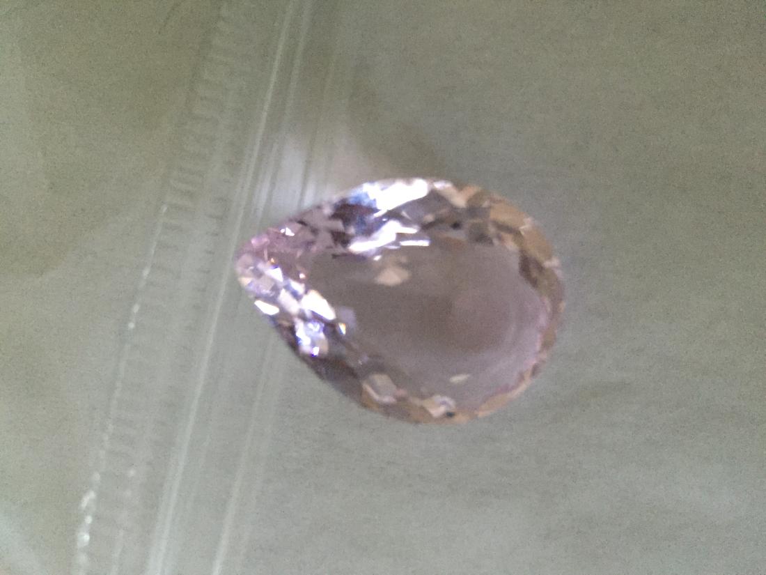 Morganite ring face: Morganite ring surface 20.11x20.28x11.45mm