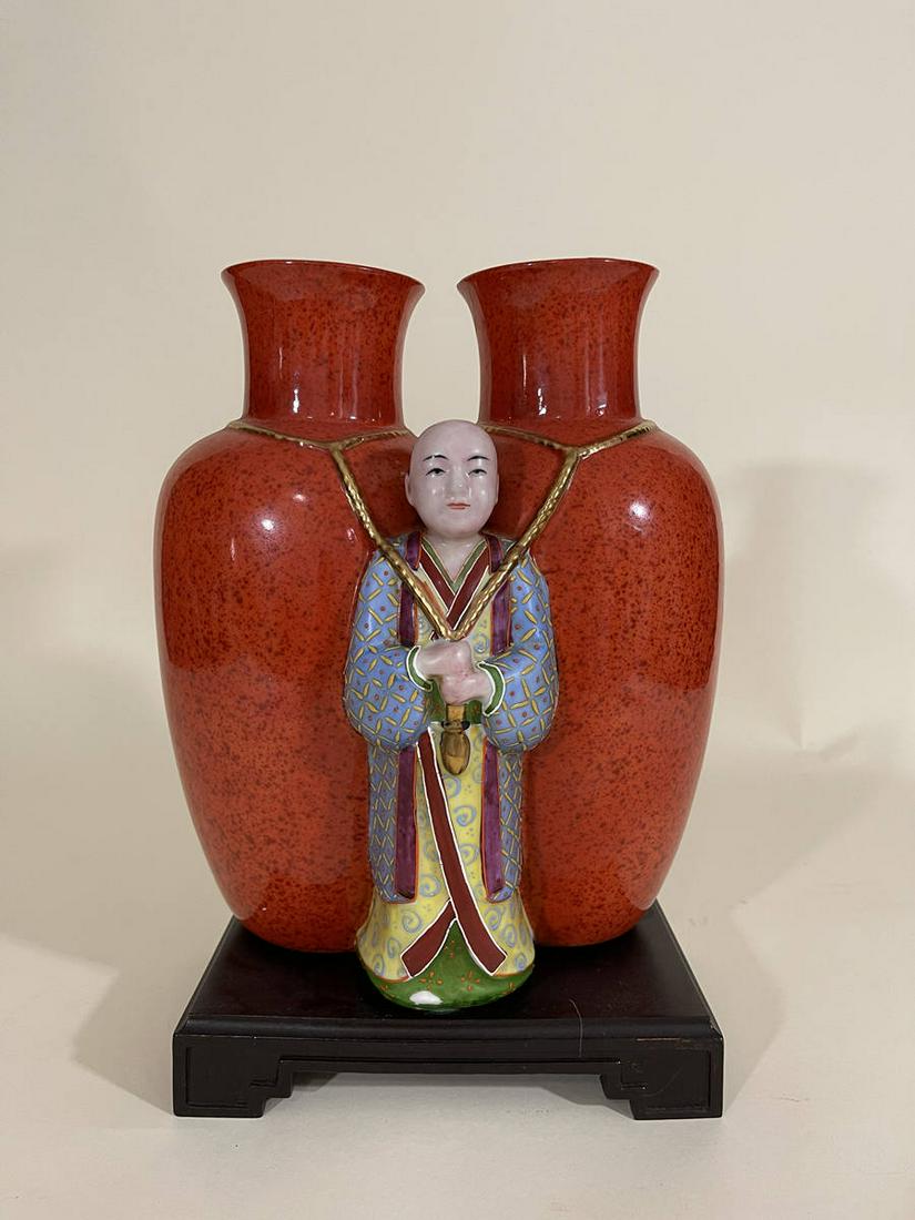 Japanese Porcelain Double Sided: Japanese Porcelain Double Sided.Note to Bidders: Please read Solidity's Auction Terms carefully before bidding. All items have been used and the batch was supplied by a third party without the origina