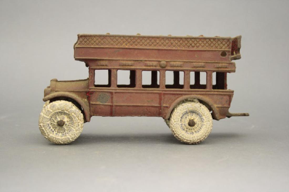 Double Decker Bus (1 of 2)