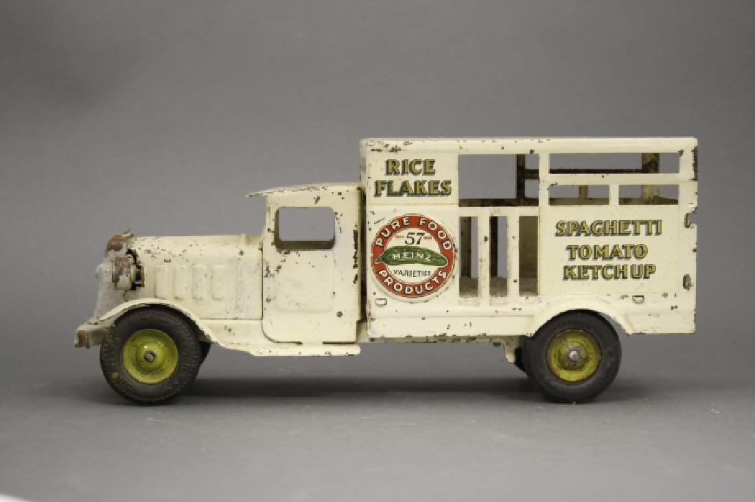 Heinz Pickle Truck (1 of 2)