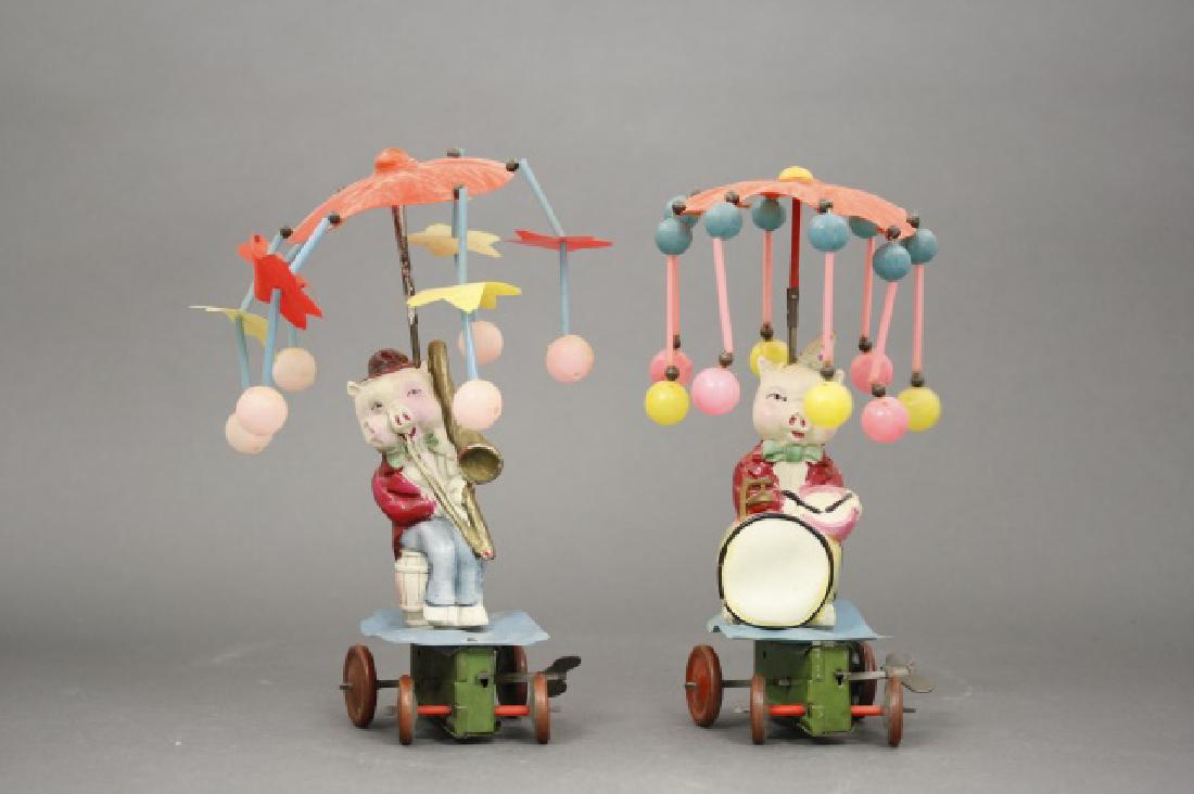 Lot: Pig Playing Trombone, Pig Playing Drum (1 of 2)