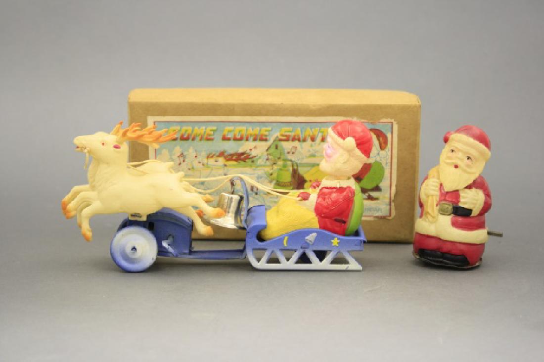 Lot: Santa Sleigh, Walking Santa (1 of 2)