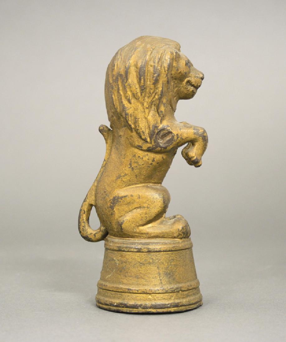Lion on Tub: Made of Cast Iron. Fine Condition.