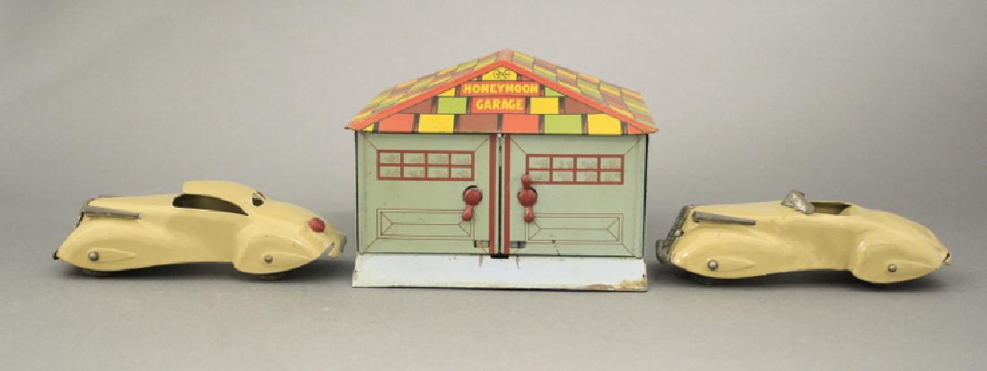 Marx Honeymoon Garage (1 of 2)