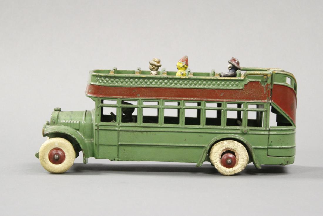 Double Decker Bus (1 of 2)