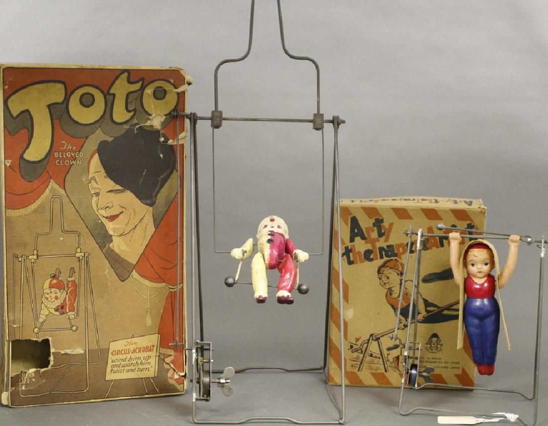 Arty Trapeze Artist / Toto the Clown (1 of 5)