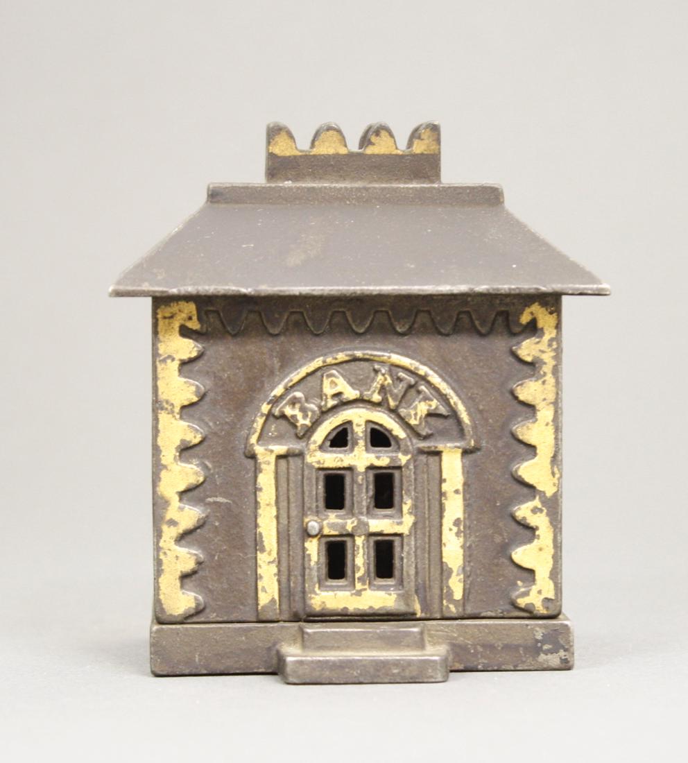 Crown Bank - Medium (1 of 2)