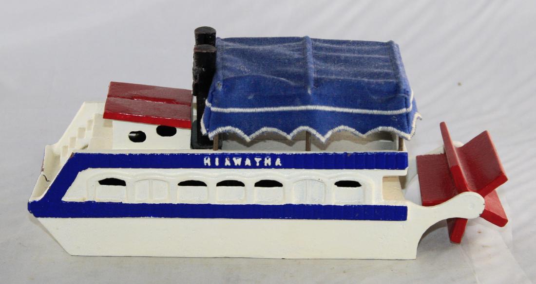 "Hiawatha" Paddle Wheel Boat Iron Still Bank (1 of 2)