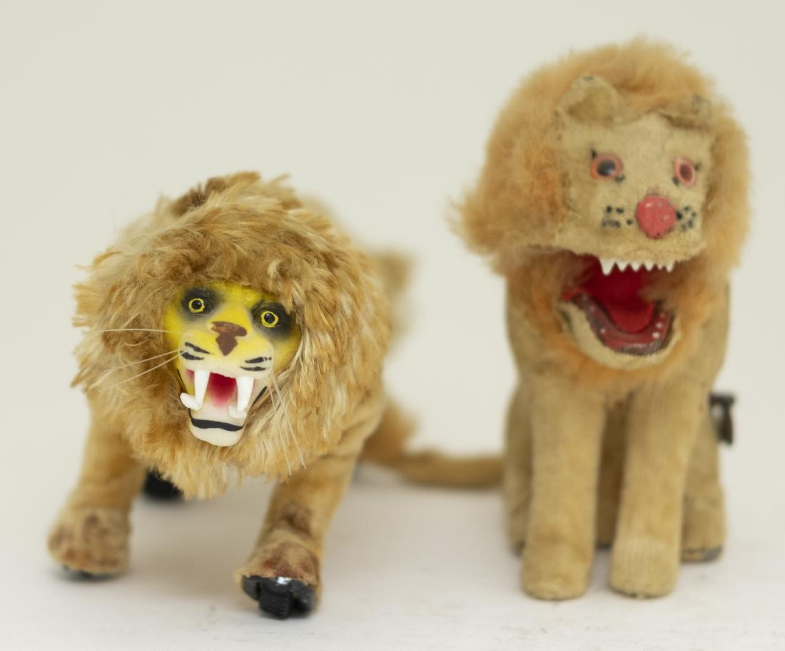 Two Windup Lion Toys Marx (1 of 4)