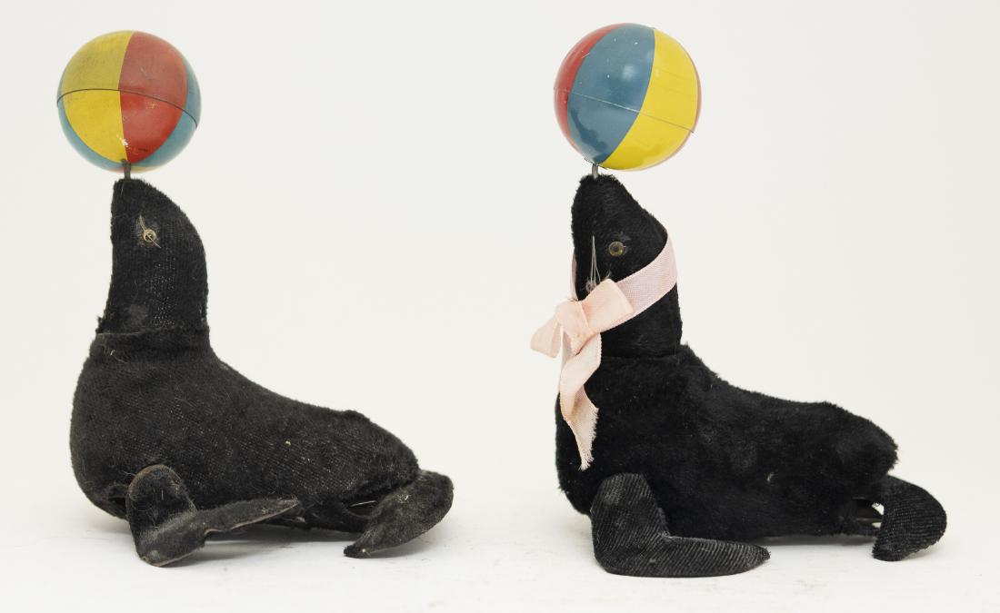 Two Windup Circus Seal Toys (1 of 4)