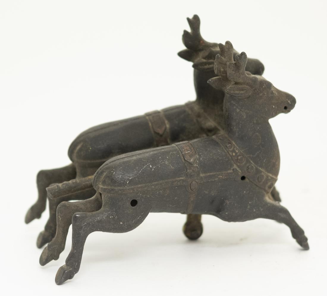 Kyser & Rex Santa Sleigh Cast Iron Toy Part (1 of 4)