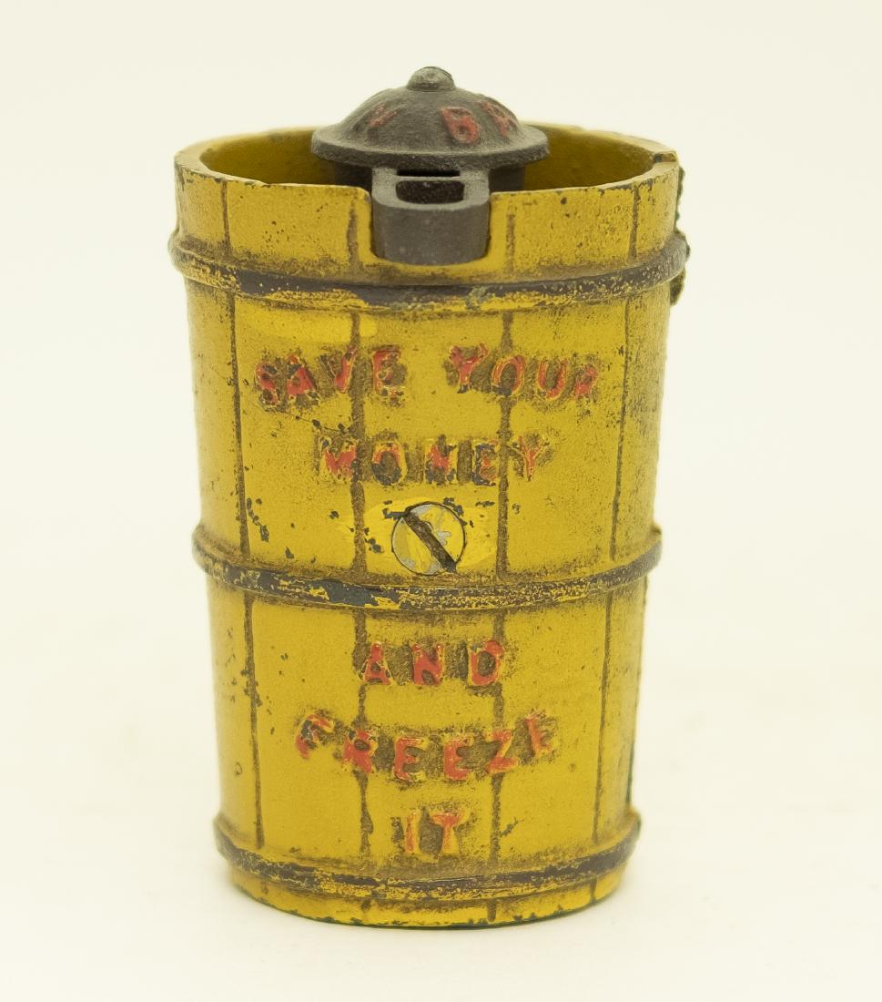 Cast Iron Ice Cream Freezer (1 of 4)