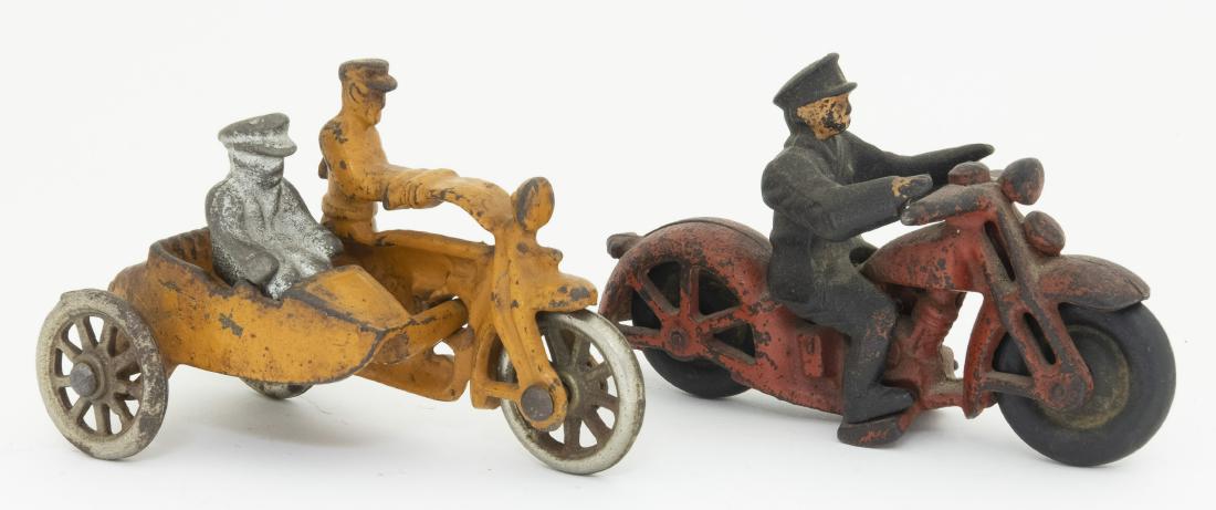 #1724 Motorcycle w/ Sidecar & Police Motorcycle (1 of 2)