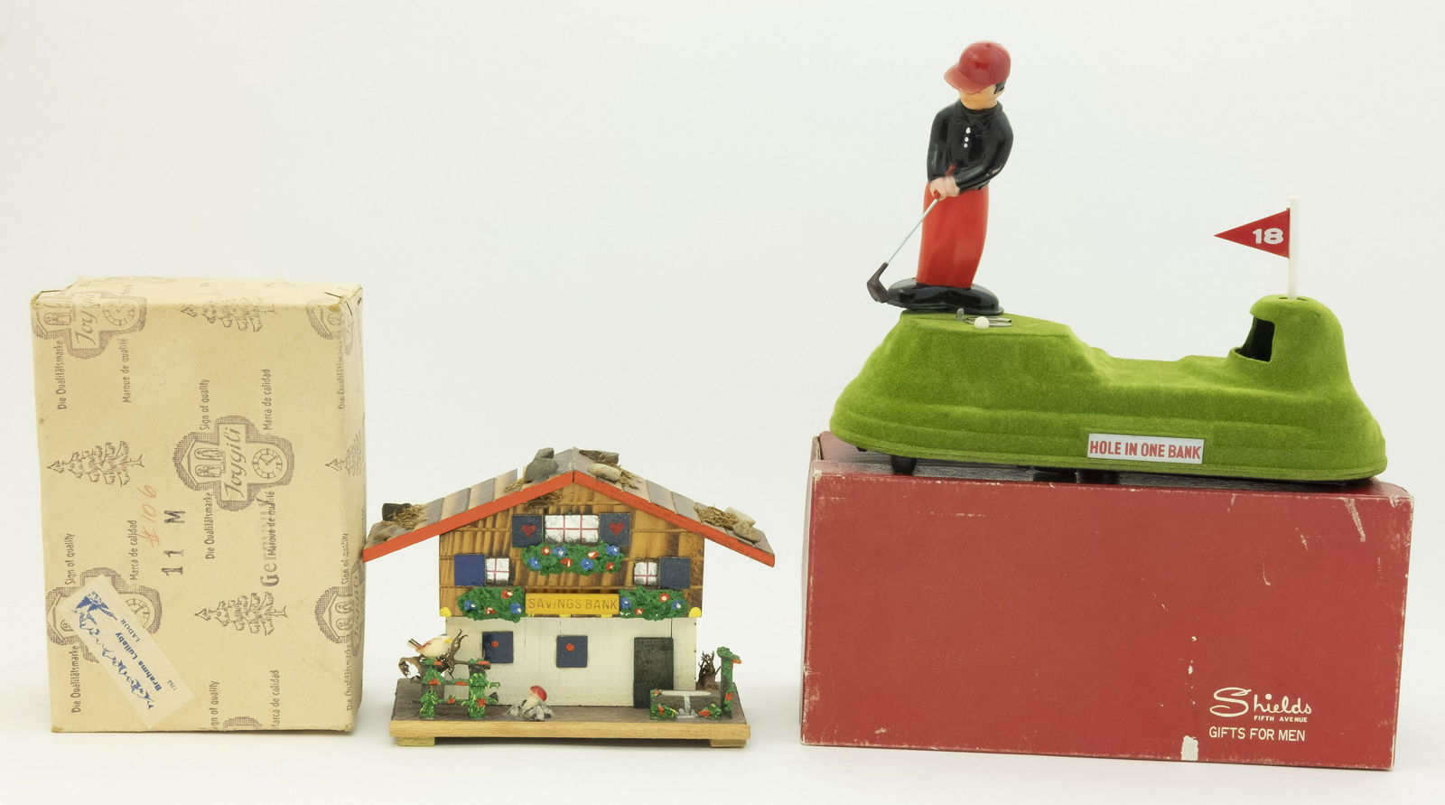 Chalet & Hole in One Banks (1 of 4)