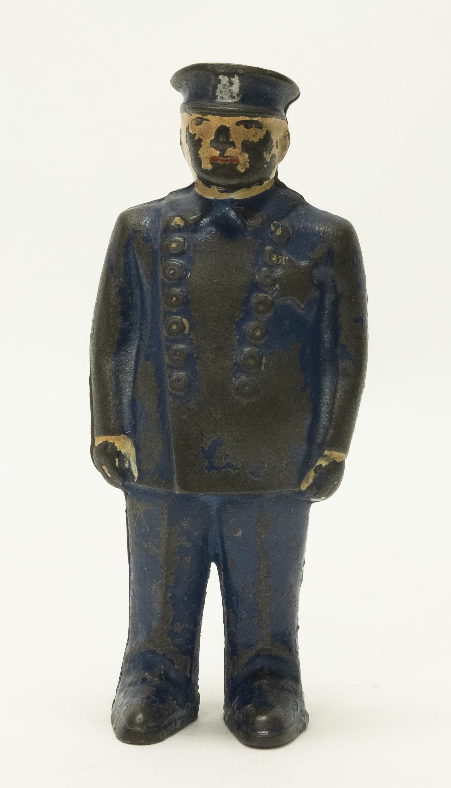 Arcade Policeman Iron Still Bank (1 of 2)