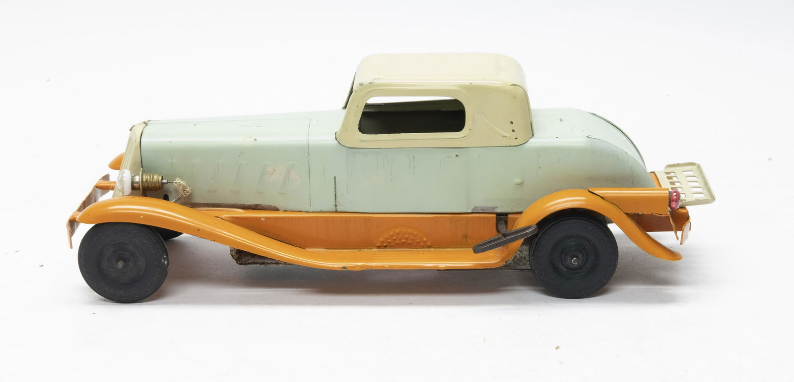 Girard Windup Coupe with High and Low Beams (1 of 4)