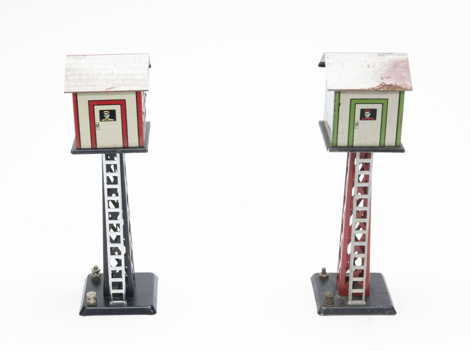 Two Marx Train Accessories (1 of 4)