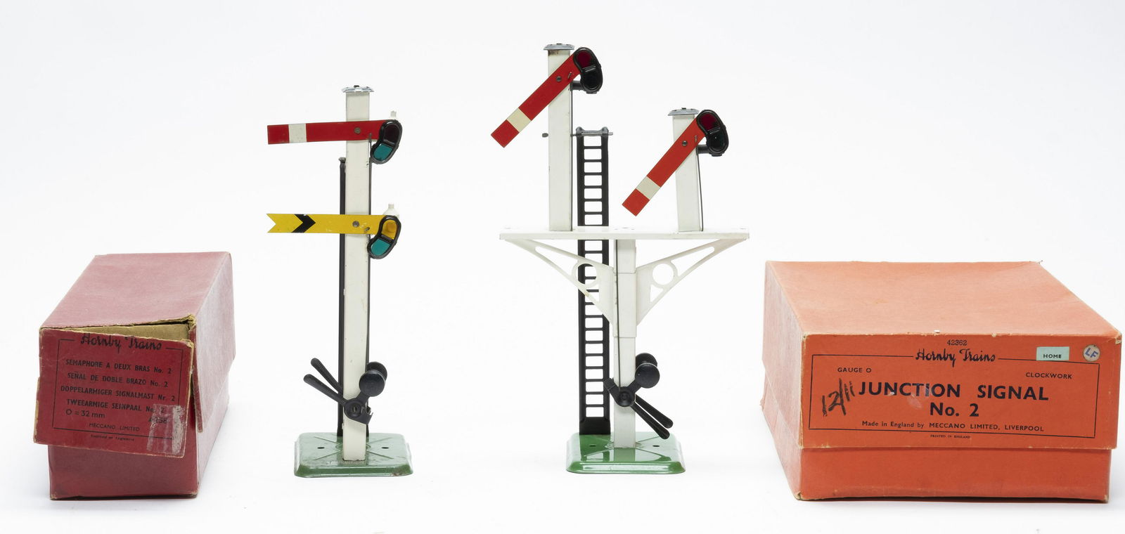 Two Boxed Hornby Train Accessories (1 of 4)