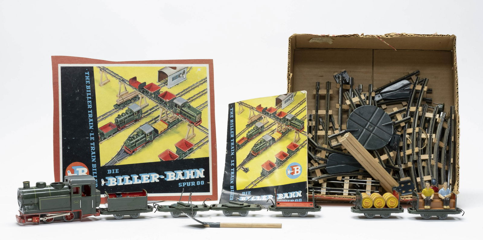 Biller Bahn Train Engine and 6 Cars (1 of 3)