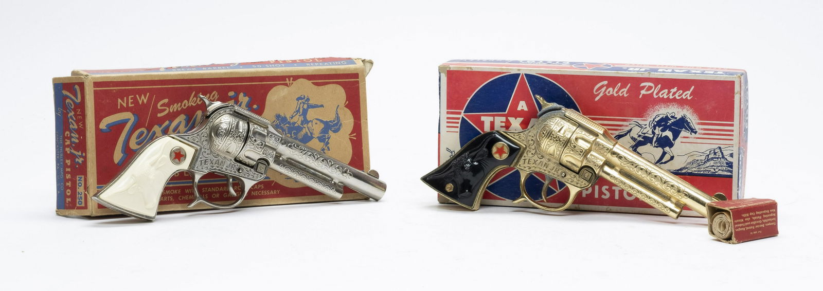 Two Boxed Hubley Cap Guns (1 of 5)