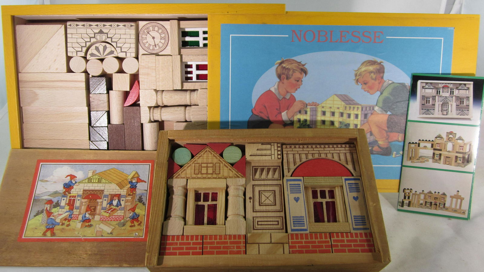 Noblesse Stamped Wooden Block Building Set. (1 of 1)