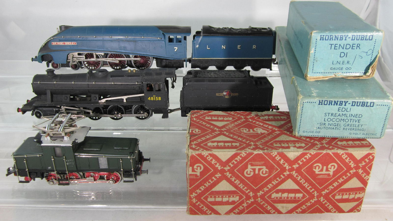 Boxed Hornby Dublo & Marklin Locomotives. (1 of 1)