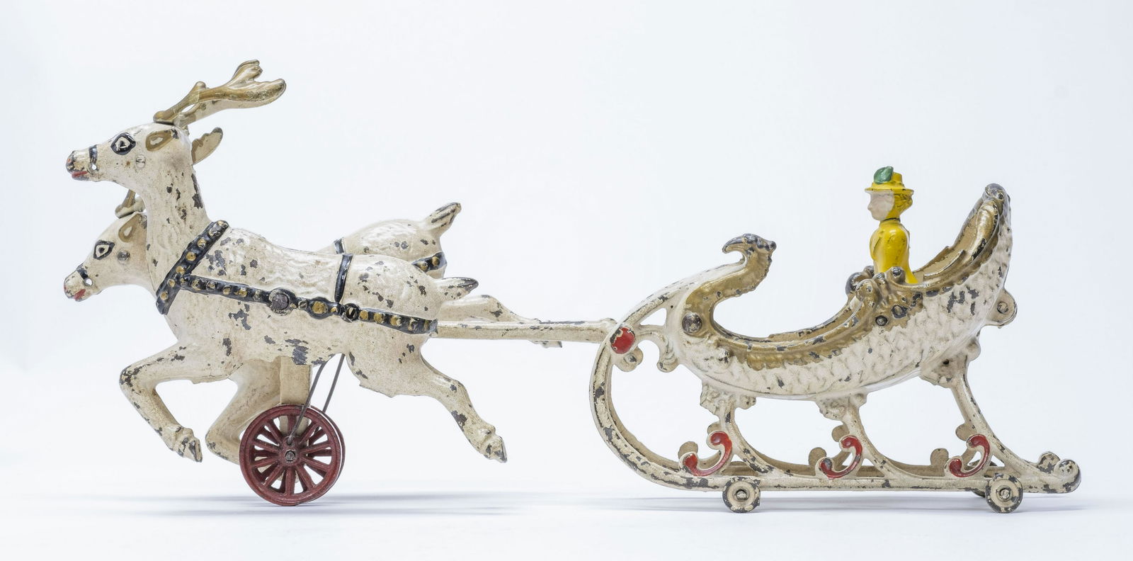 Hubley Santa Sleigh Cast Iron Toy (1 of 3)
