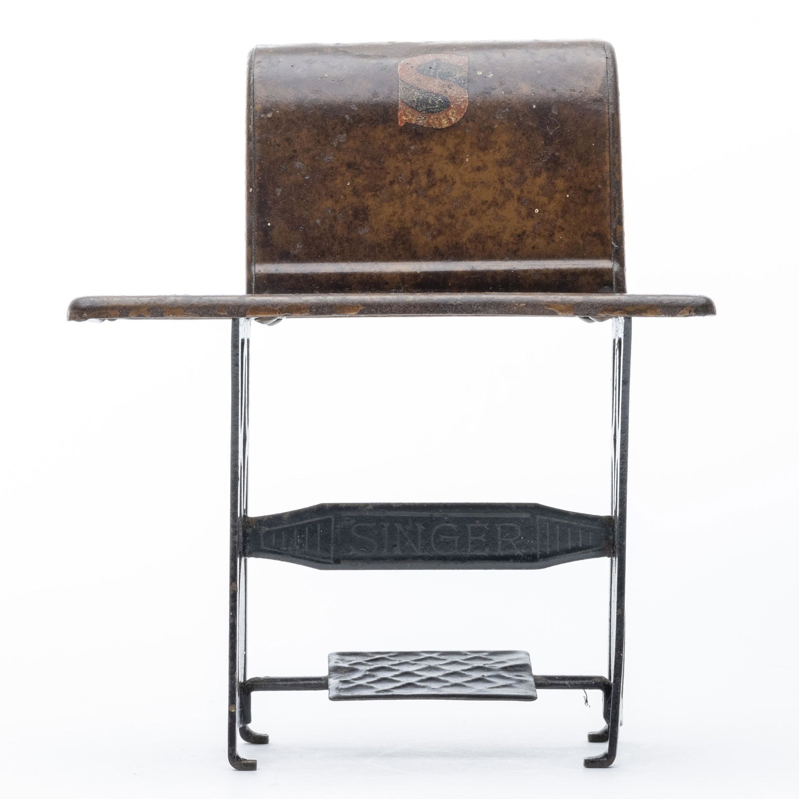 Singer Sewing Machine Bank (1 of 2)