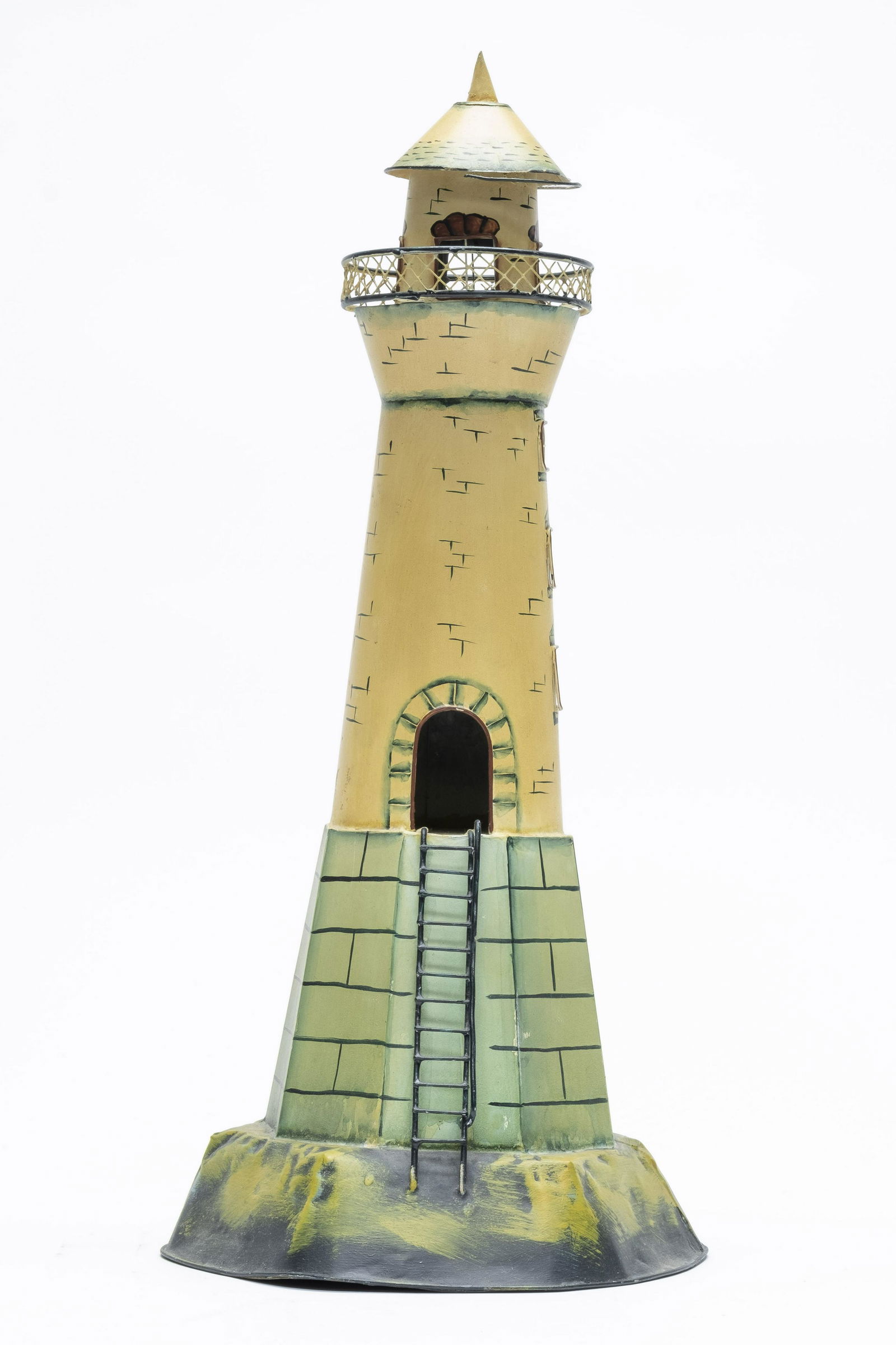 Lighthouse Tin Sculpture (1 of 2)
