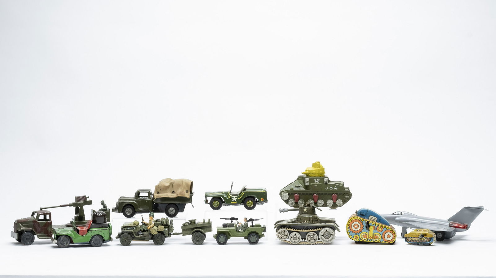 Military Vehicle Group of 11 Toys (1 of 2)