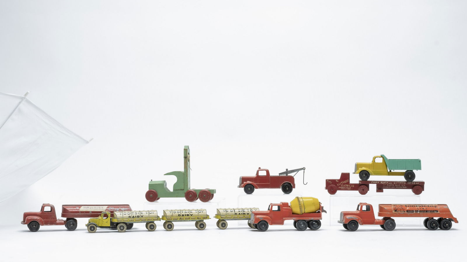 Group of 7 Tootsie Toys (1 of 2)