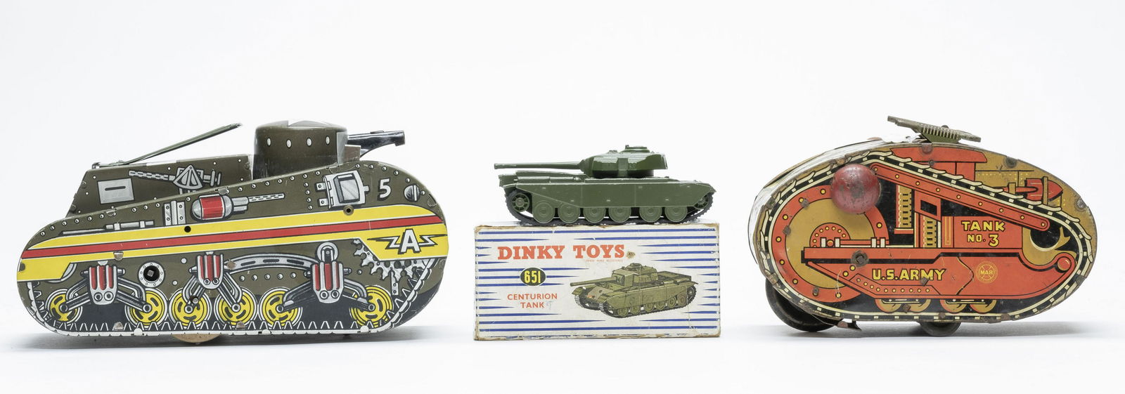 Three Military Themed Toys Marx & Dinky (1 of 4)